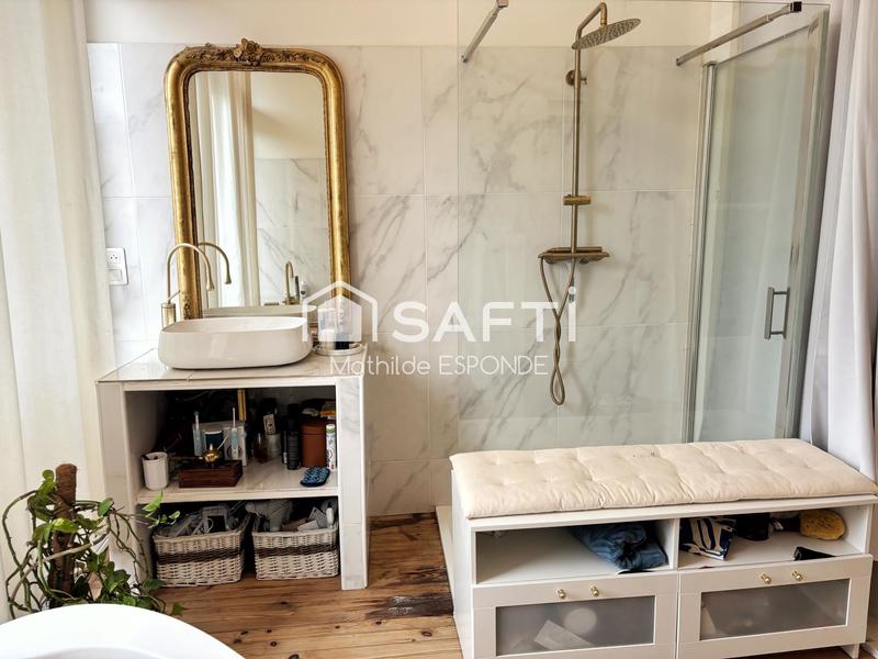 Maison - 342 m² - 10 pièces