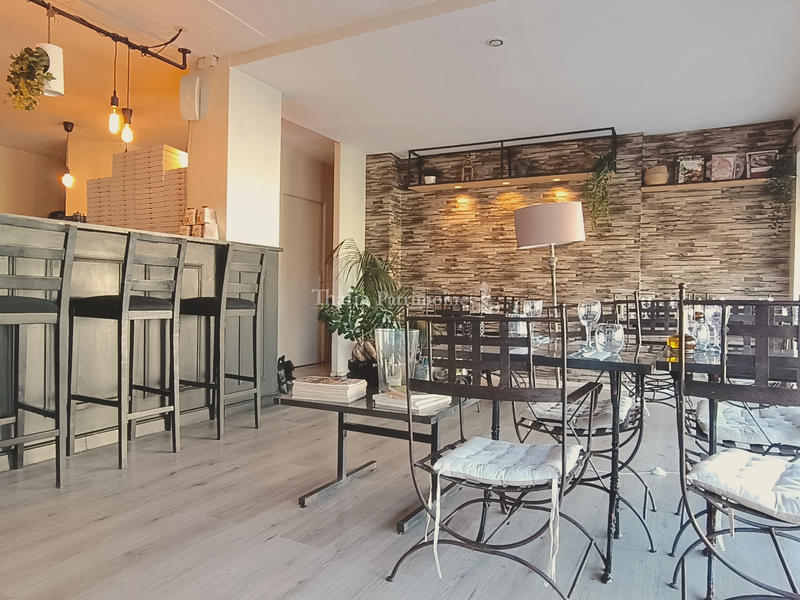 Fonds de commerce - Magasins - 52 m²