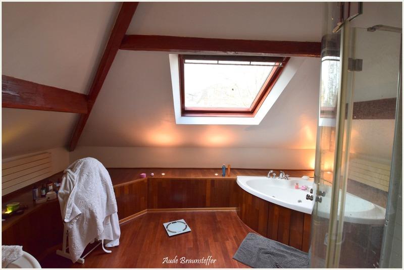 Maison - 273 m² - 9 pièces