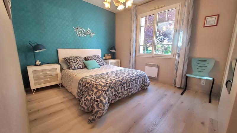 Maison - 180 m² - 7 pièces