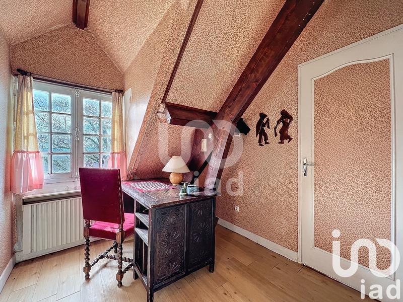 Maison - 166 m² - 8 pièces