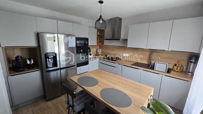 Maison - 122 m² - 5 pièces