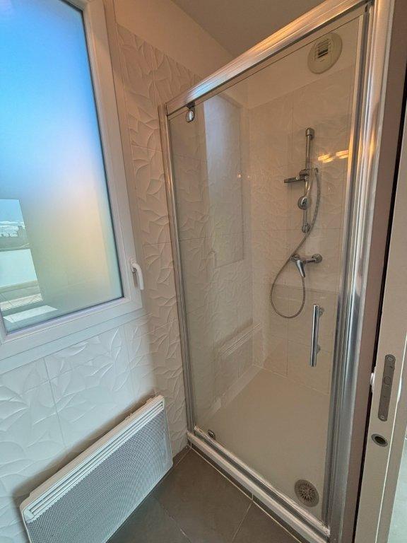 Appartement - 93 m² - 4 pièces