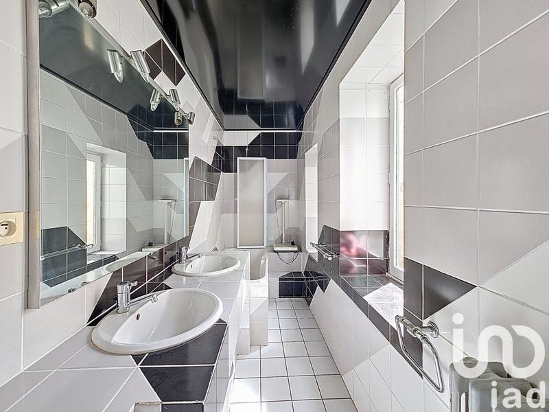 Appartement - 125 m² - 4 pièces