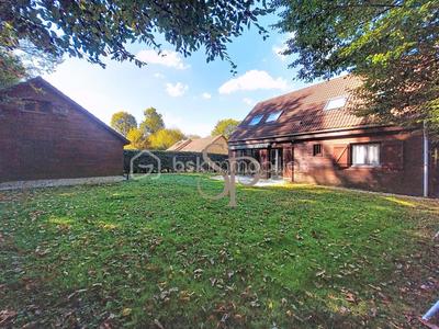 Pavillon - 125 m² - 7 pièces