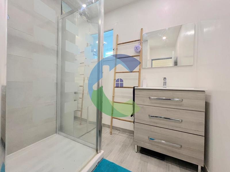 Appartement - 83 m² - 5 pièces