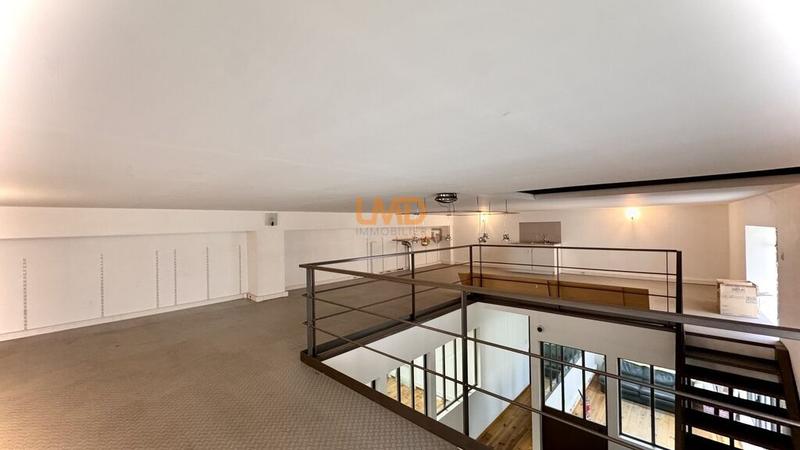 Immeuble - 264 m² - 14 pièces