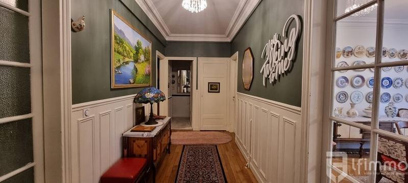 Appartement - 120 m² - 5 pièces