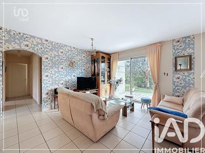 Maison - 103 m² - 5 pièces