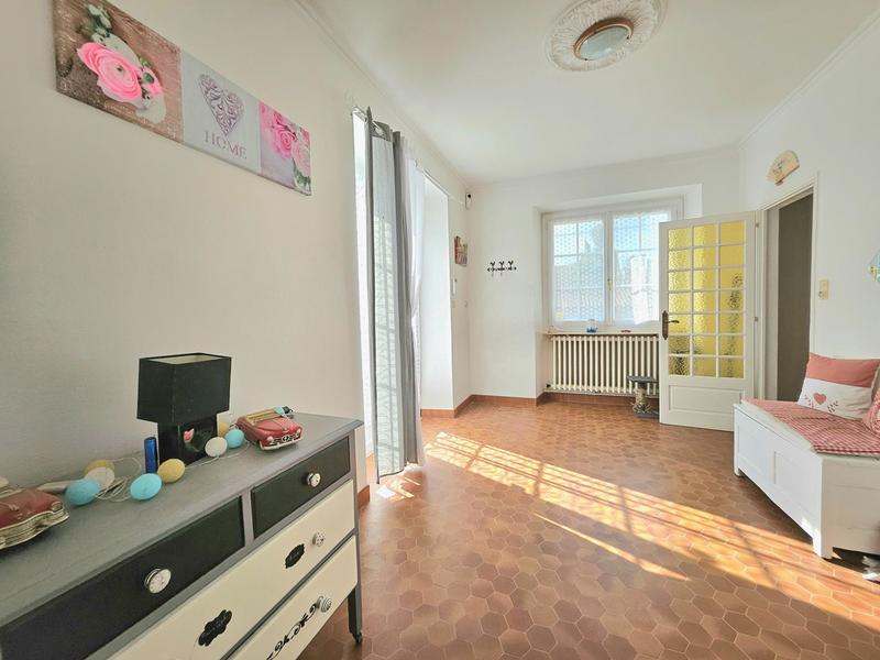 Maison - 200 m² - 10 pièces