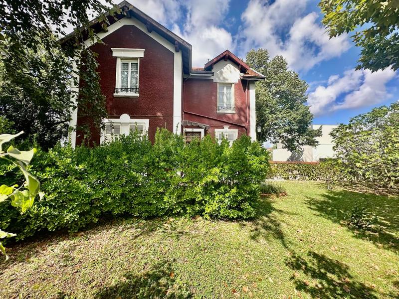 Maison - 96 m² - 4 pièces