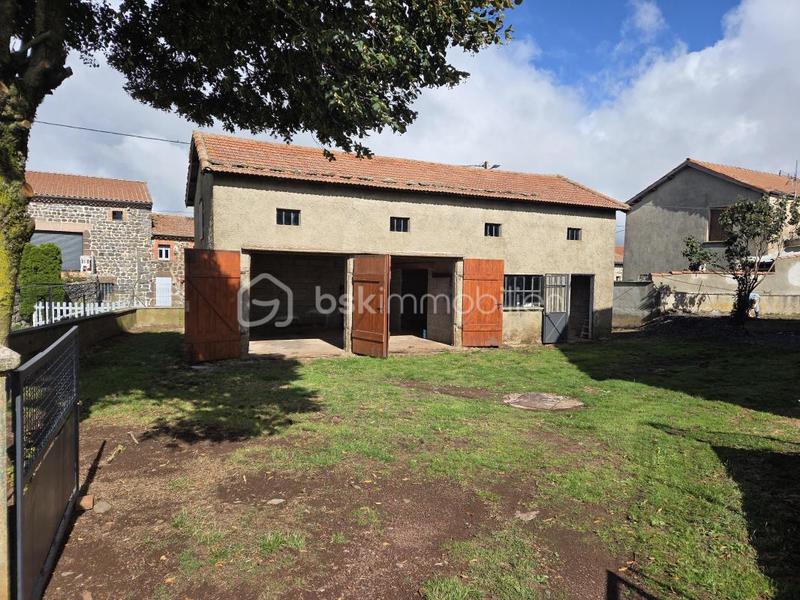 Maison - 99 m² - 6 pièces