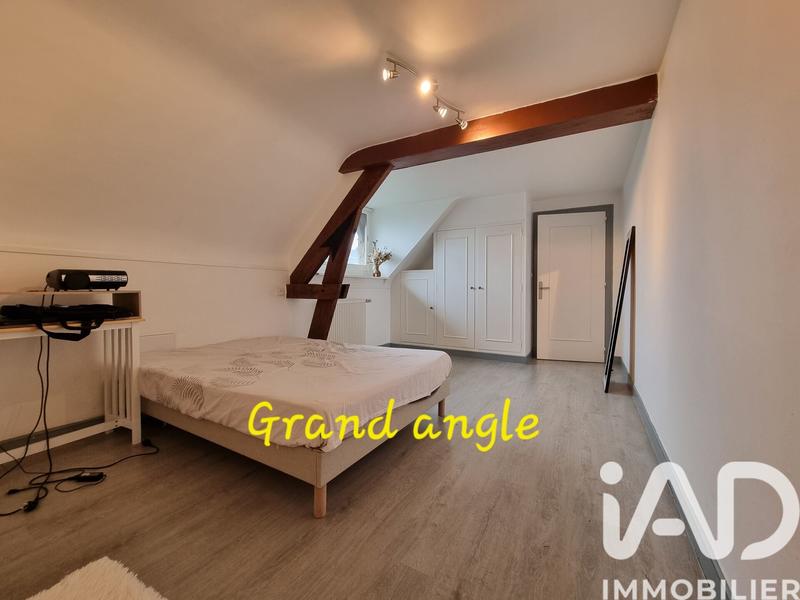 Maison - 240 m² - 8 pièces