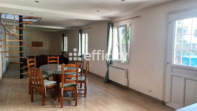 Maison - 100 m² - 6 pièces