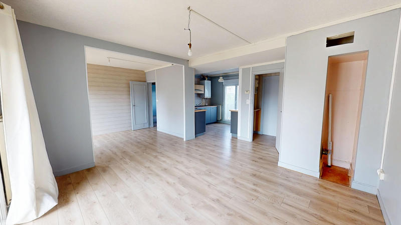 Appartement - 65 m² - 4 pièces