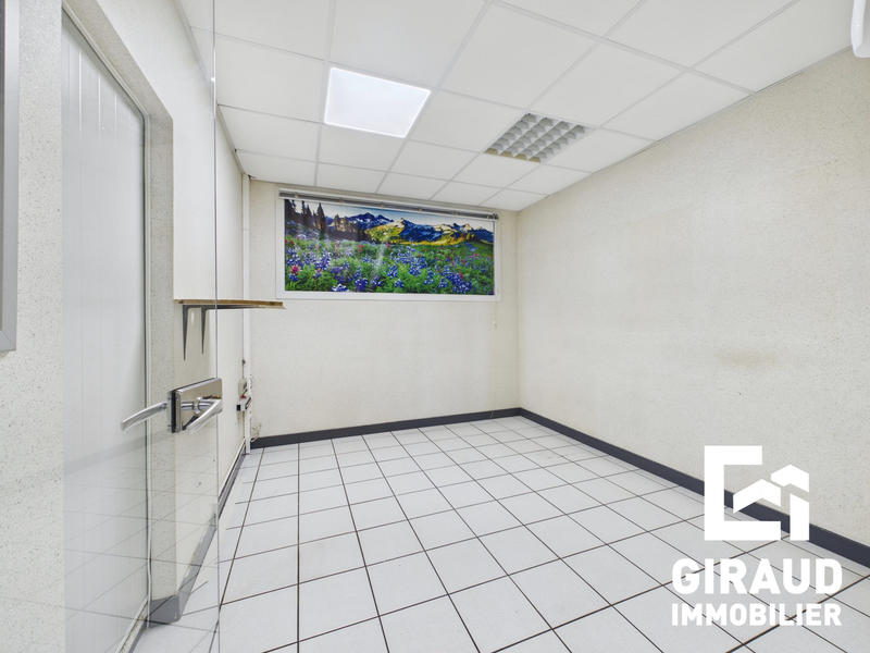 Local commercial - 770 m²