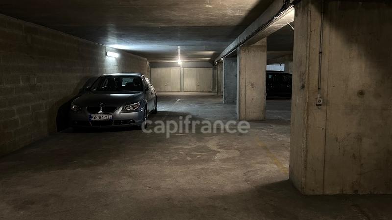 Parking - 12 m²