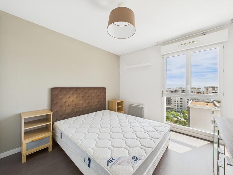 Appartement - 85 m² - 4 pièces