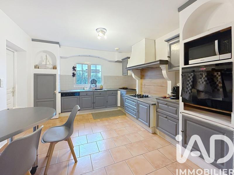 Maison - 168 m² - 6 pièces