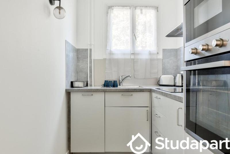 Chambre - 13 m² - 1 pièce