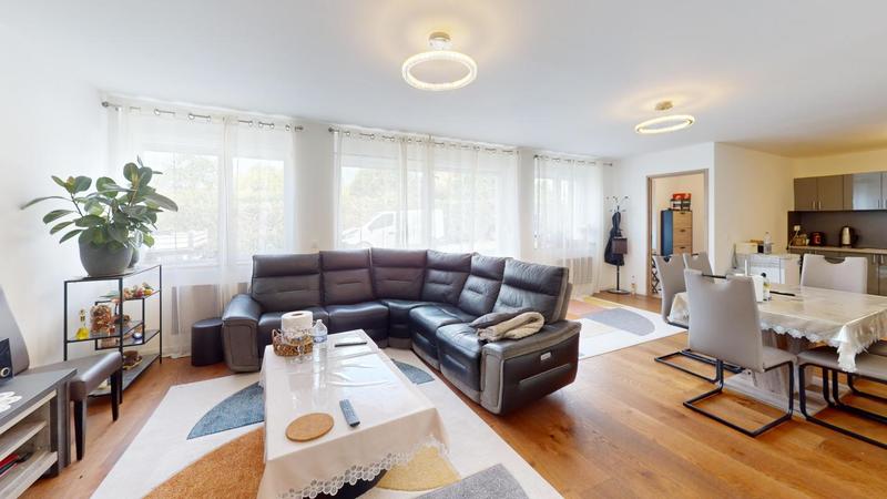 Maison - 310 m² - 8 pièces