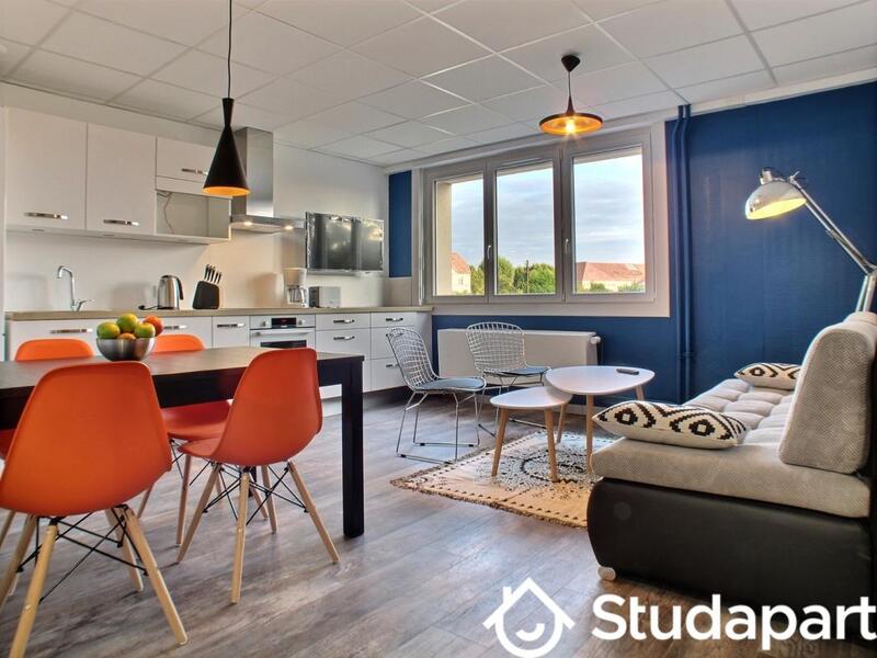 Chambre - 17 m² - 1 pièce