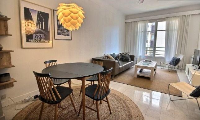 Appartement - 80 m² - 3 pièces