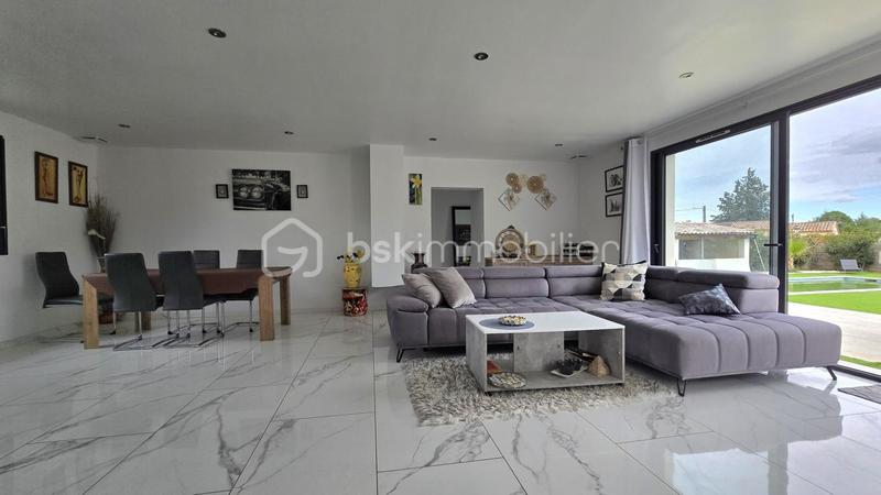 Villa - 188 m² - 6 pièces