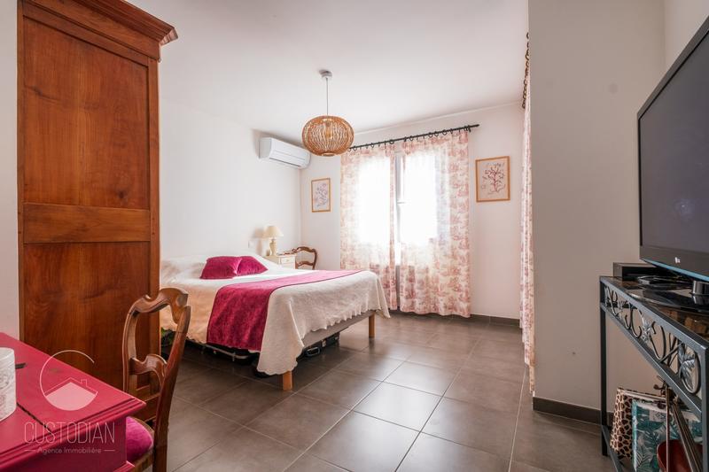 Maison - 96 m² - 4 pièces