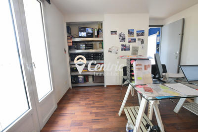 Local d'activités - 300 m²