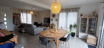 Maison - 107 m² - 5 pièces