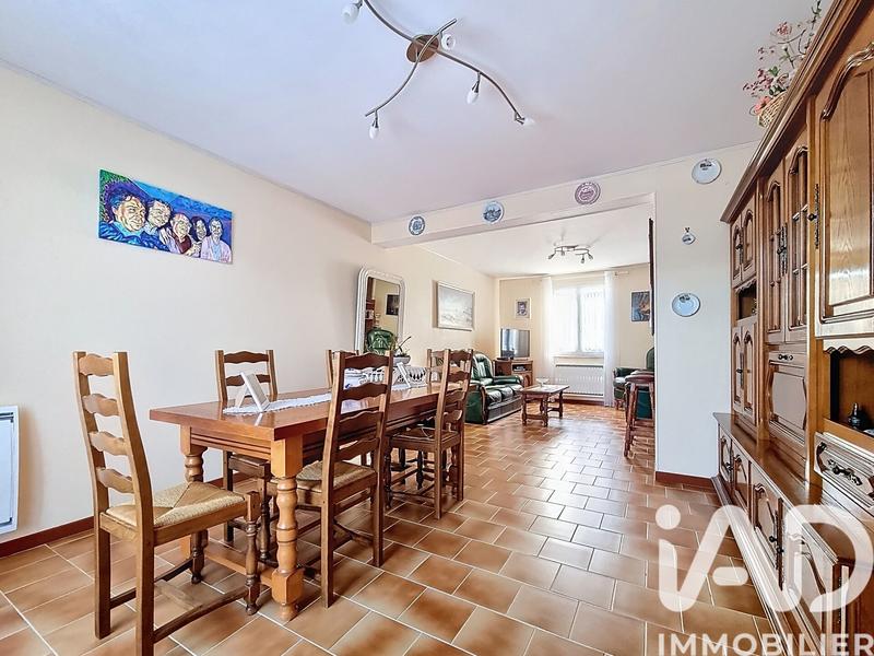 Maison - 90 m² - 5 pièces