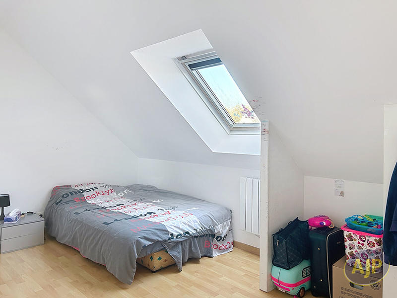 Maison - 87 m² - 5 pièces