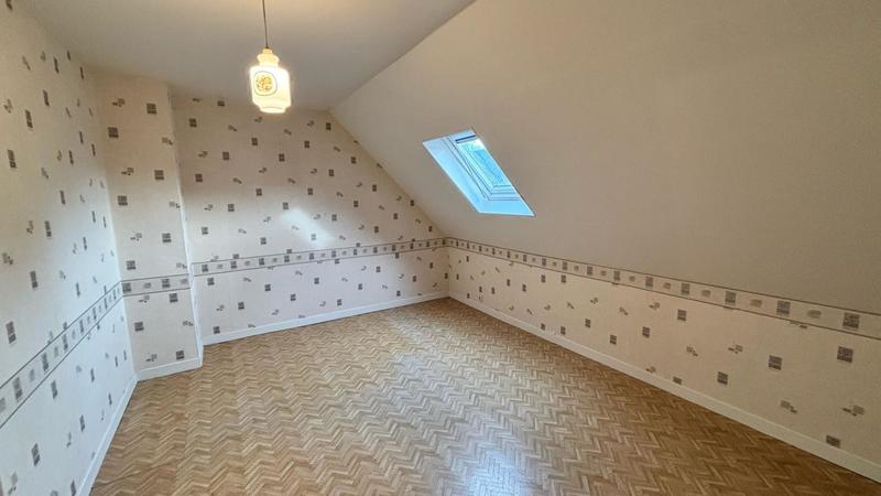 Maison - 94 m² - 4 pièces