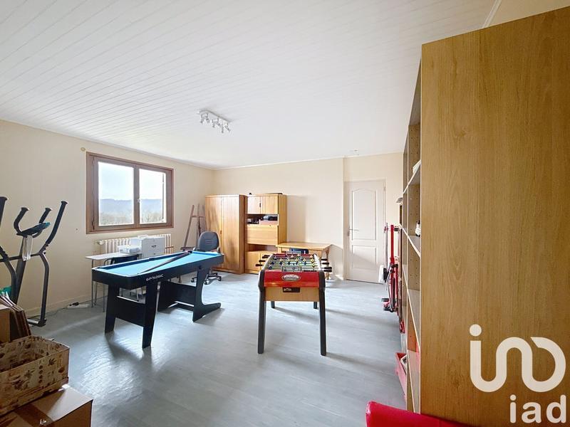 Maison - 180 m² - 8 pièces