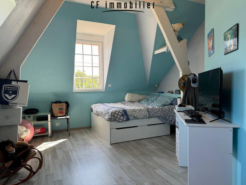 Maison - 200 m² - 7 pièces