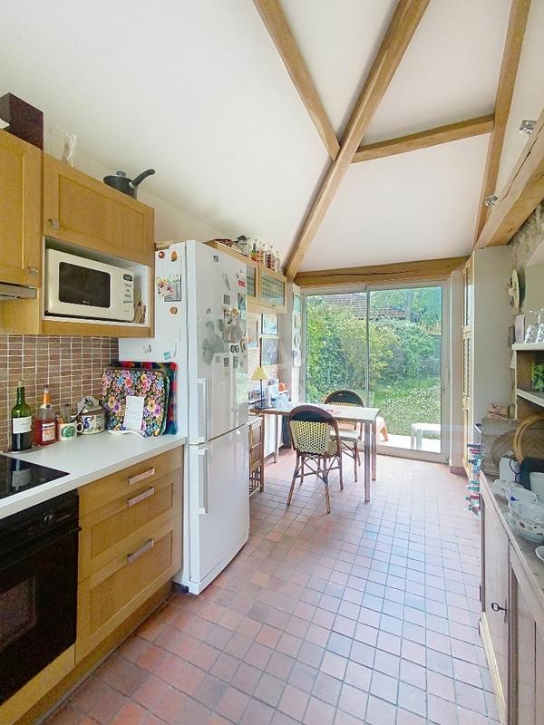 Maison - 204 m² - 7 pièces