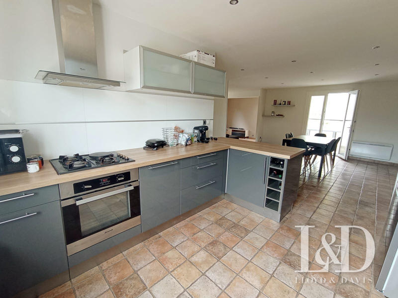 Maison - 117 m² - 5 pièces