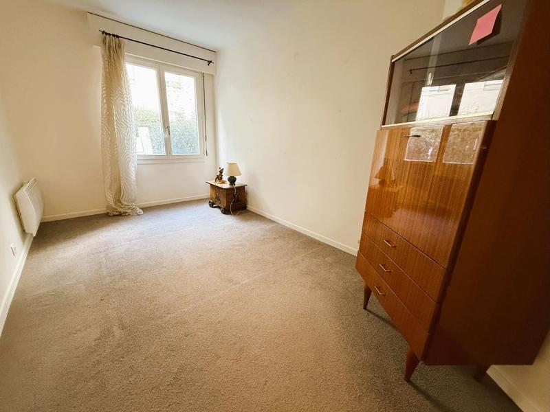 Appartement - 99 m² - 5 pièces