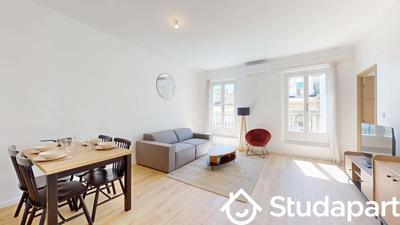 Chambre - 9 m² - 1 pièce