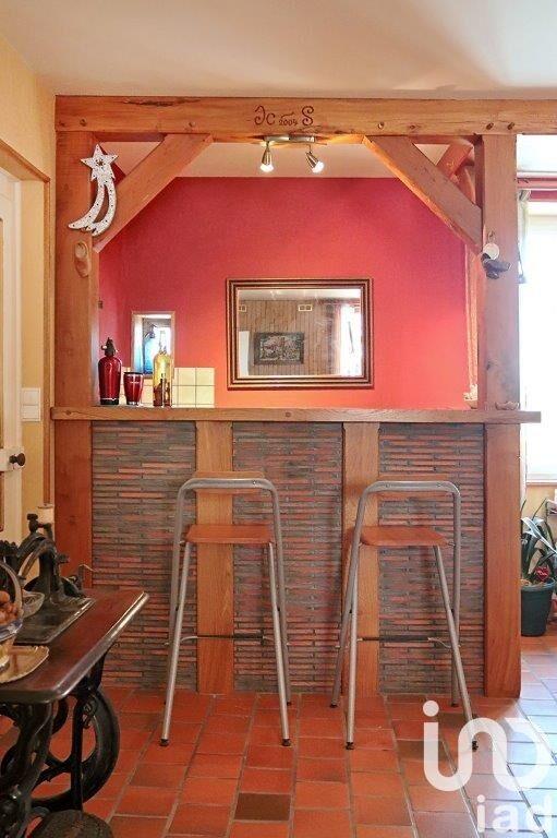 Maison - 220 m² - 9 pièces