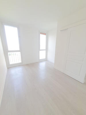 Appartement - 77 m² - 4 pièces