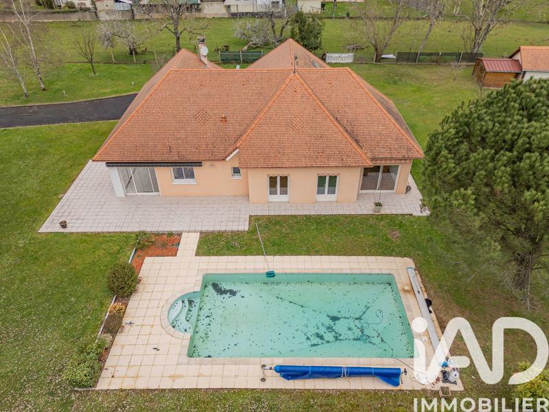 Maison - 150 m² - 5 pièces