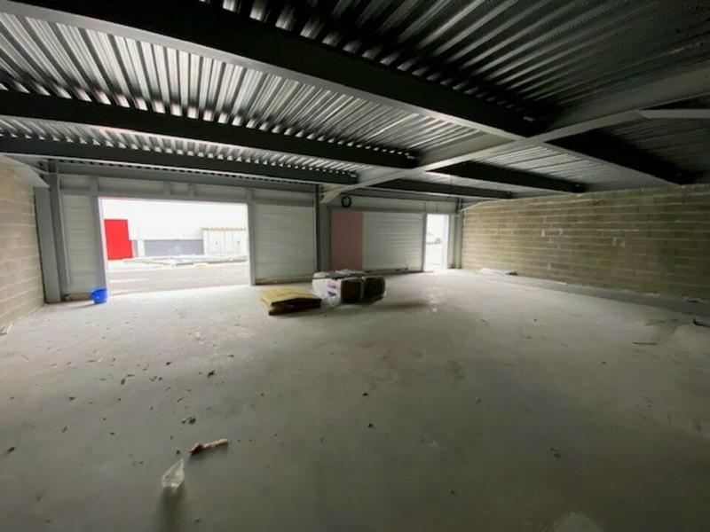 Local d'activité / Entrepôt - 185 m²