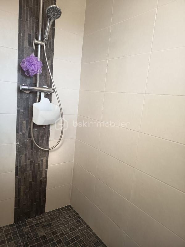 Maison traditionnelle - 103 m² - 4 pièces