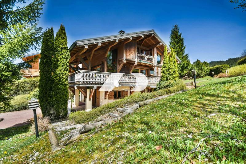 Châlet - 161 m² - 6 pièces