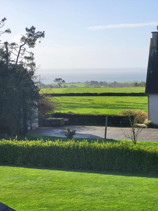 Maison - 172 m² - 9 pièces