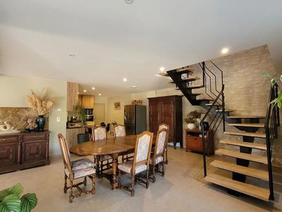 Propriété - 237 m² - 8 pièces