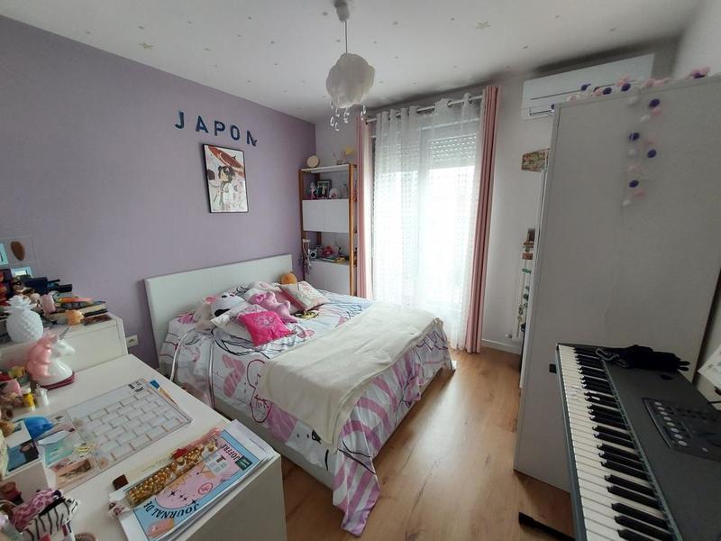 Appartement - 104 m² - 5 pièces