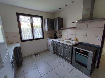 Maison - 76 m² - 4 pièces